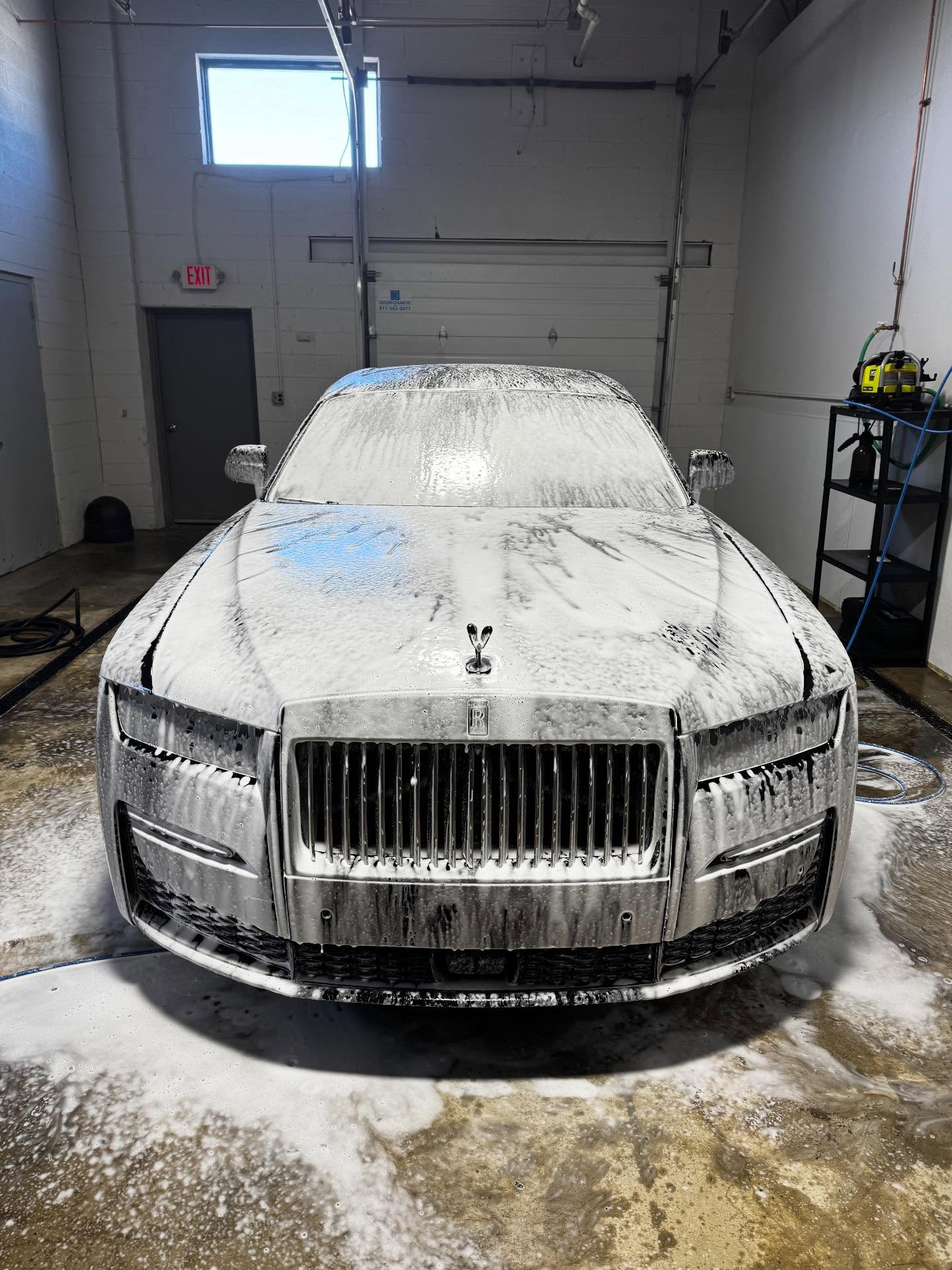 EXTERIOR DETAILING
