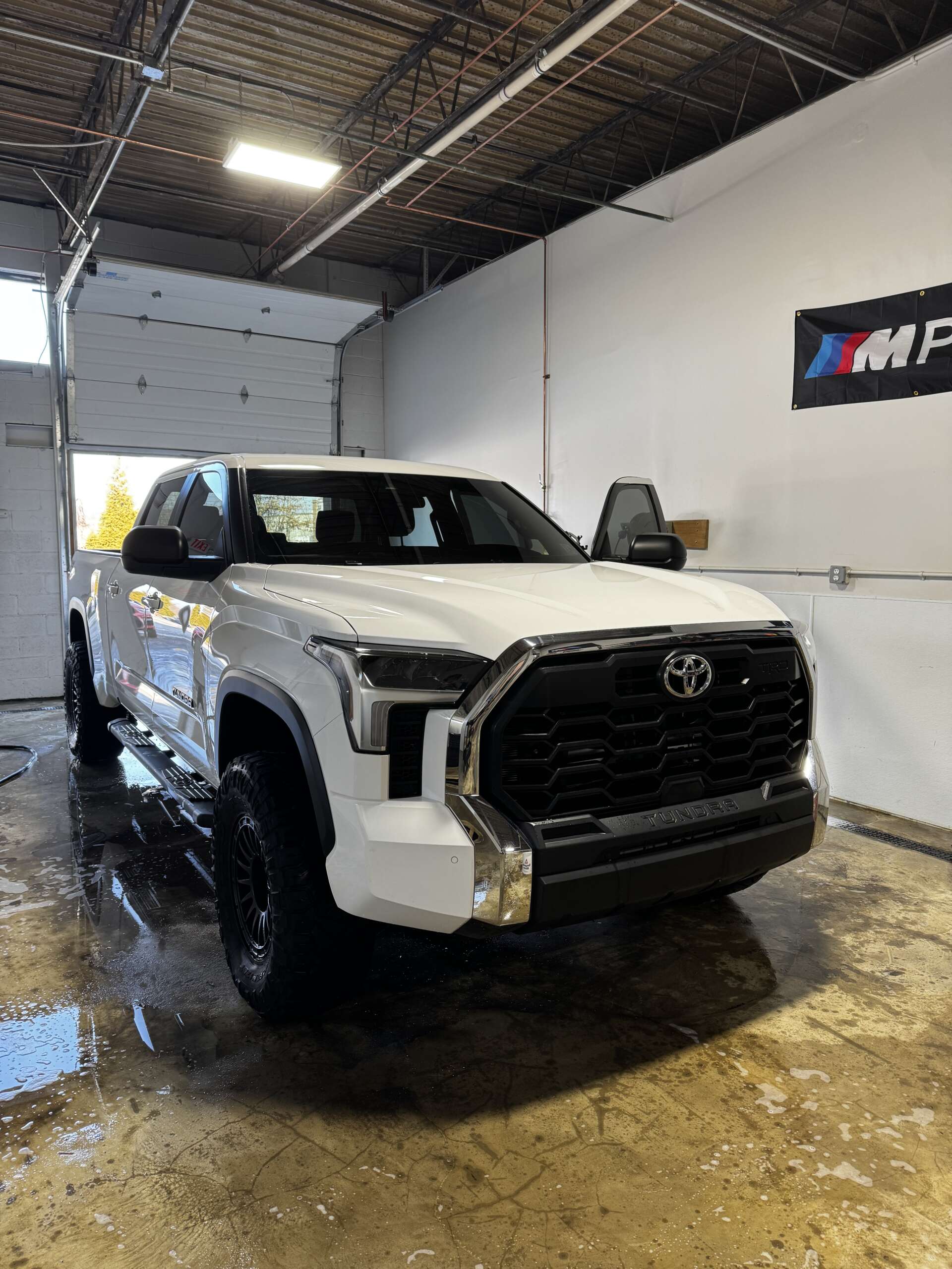 FULL DETAIL