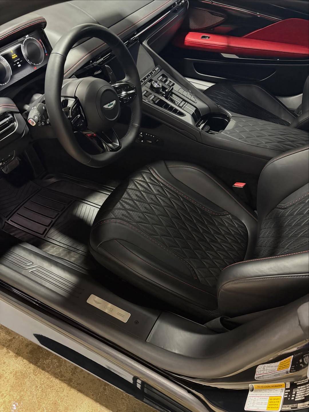 INTERIOR DETAILING
